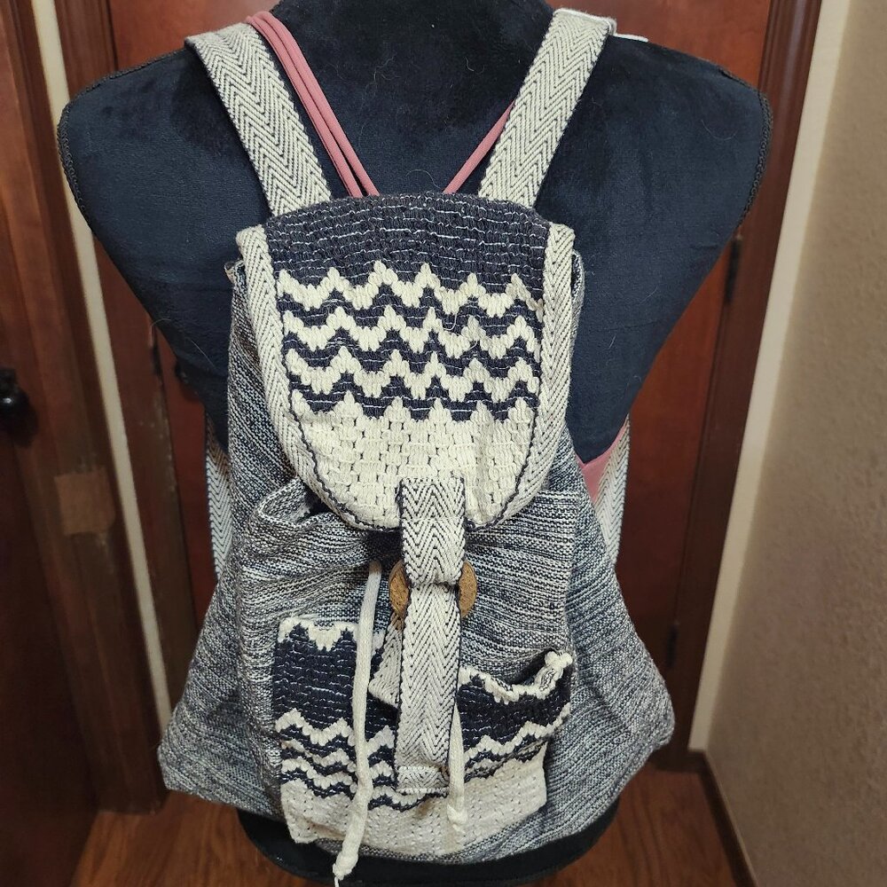 Portuguese Backpack Gry/Blk/Wht PARAISO DAS BOLSAS Handmade bag Adjust Straps